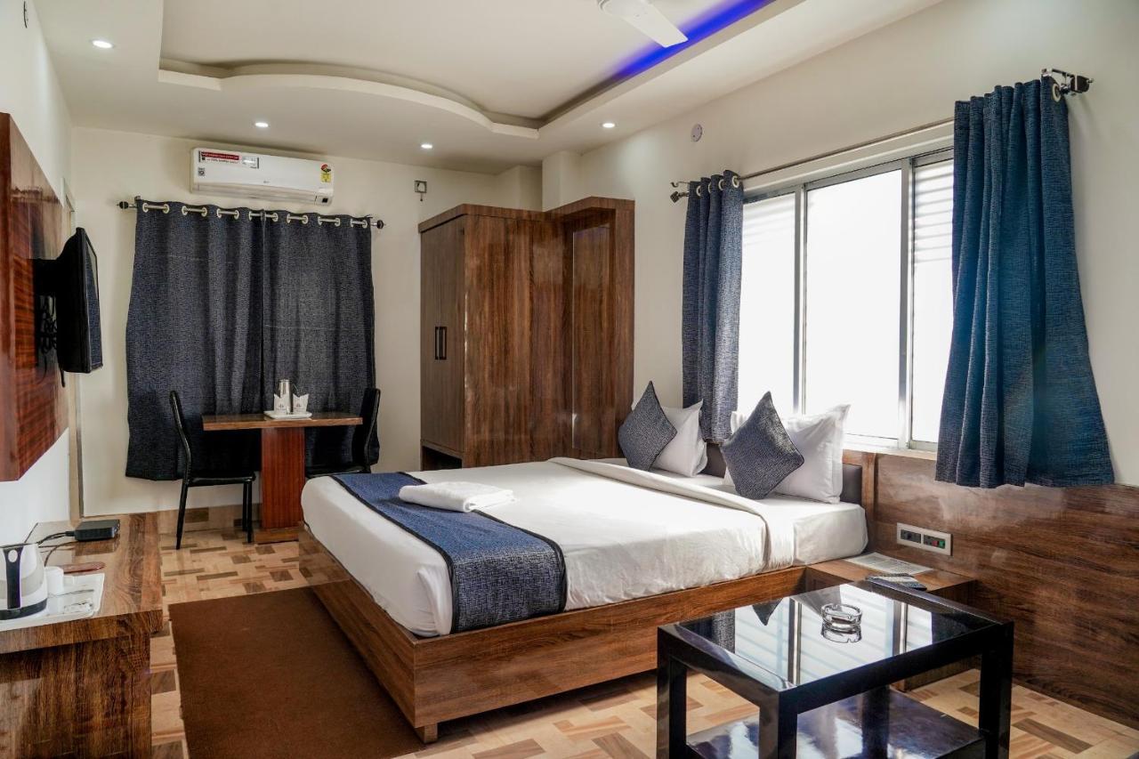 Hotel Heritage Koch Bihār Екстериор снимка