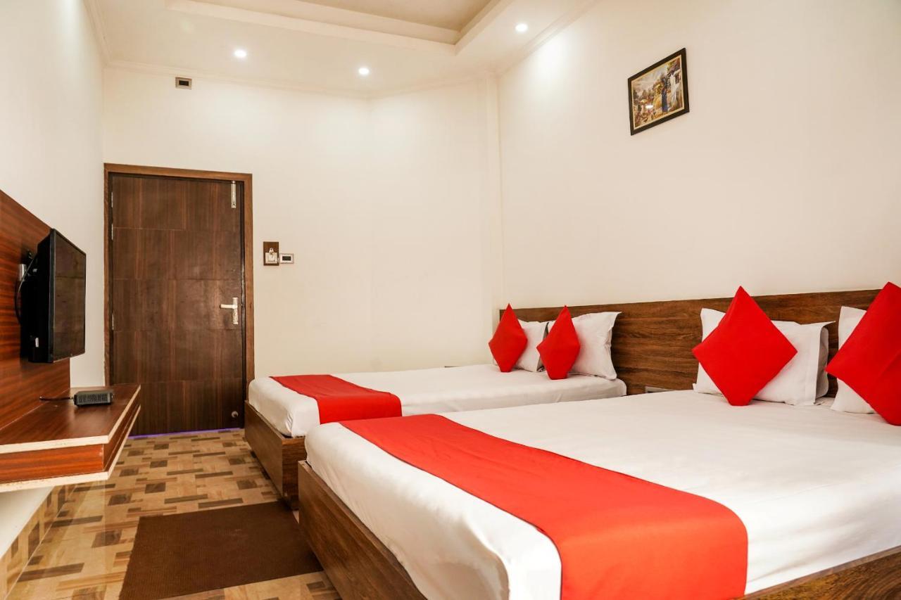 Hotel Heritage Koch Bihār Екстериор снимка
