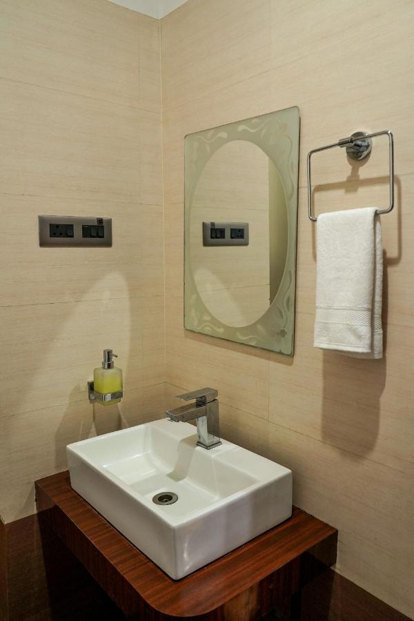 Hotel Heritage Koch Bihār Екстериор снимка