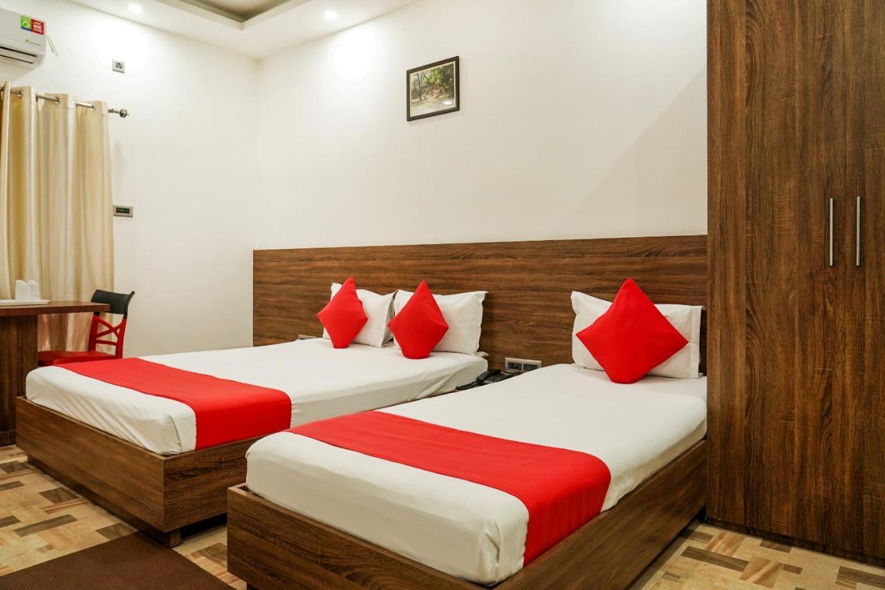 Hotel Heritage Koch Bihār Екстериор снимка