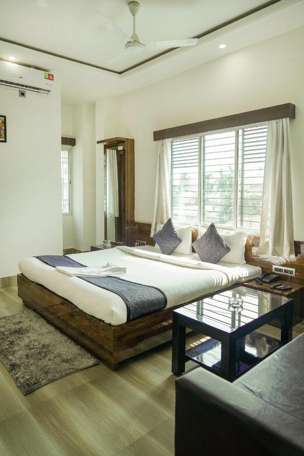 Hotel Heritage Koch Bihār Екстериор снимка
