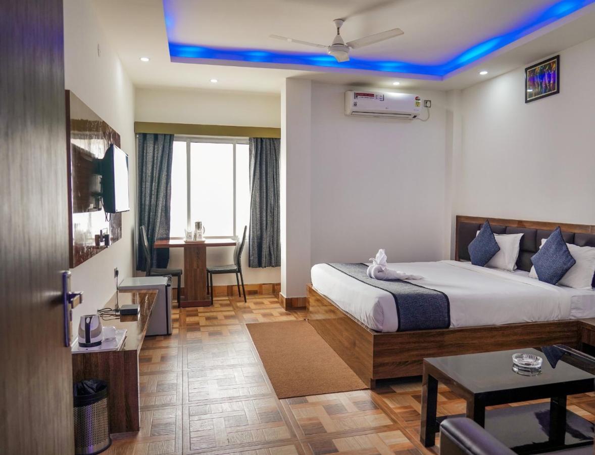 Hotel Heritage Koch Bihār Екстериор снимка