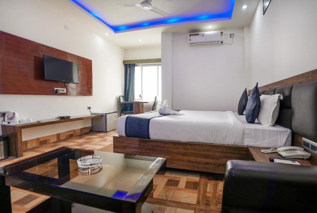 Hotel Heritage Koch Bihār Екстериор снимка