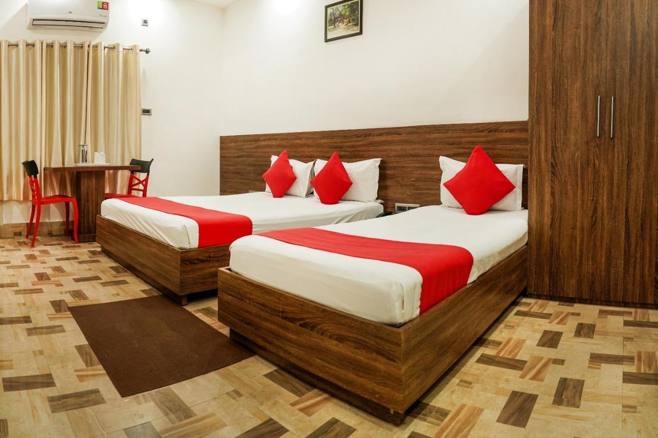 Hotel Heritage Koch Bihār Екстериор снимка
