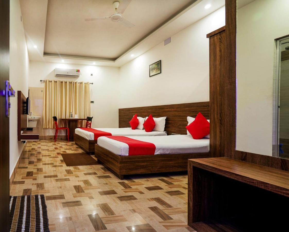 Hotel Heritage Koch Bihār Екстериор снимка